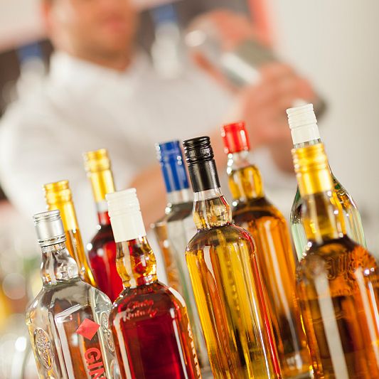 spirit bottles with screw caps