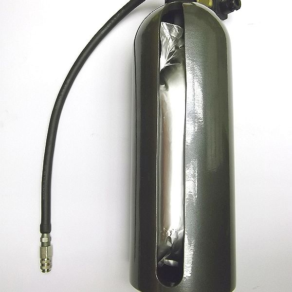 Fire extinguisher made of aluminium